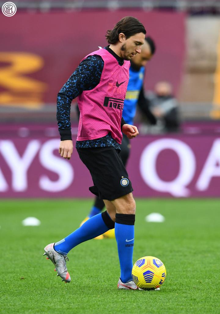 关于国王杯赛程吃紧；国际米兰集结日伤情更新；赛场秩序良好；细节决定成败的信息